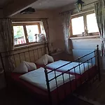 Πανσιόν Kaiserhaus Harald Astner 1 3*